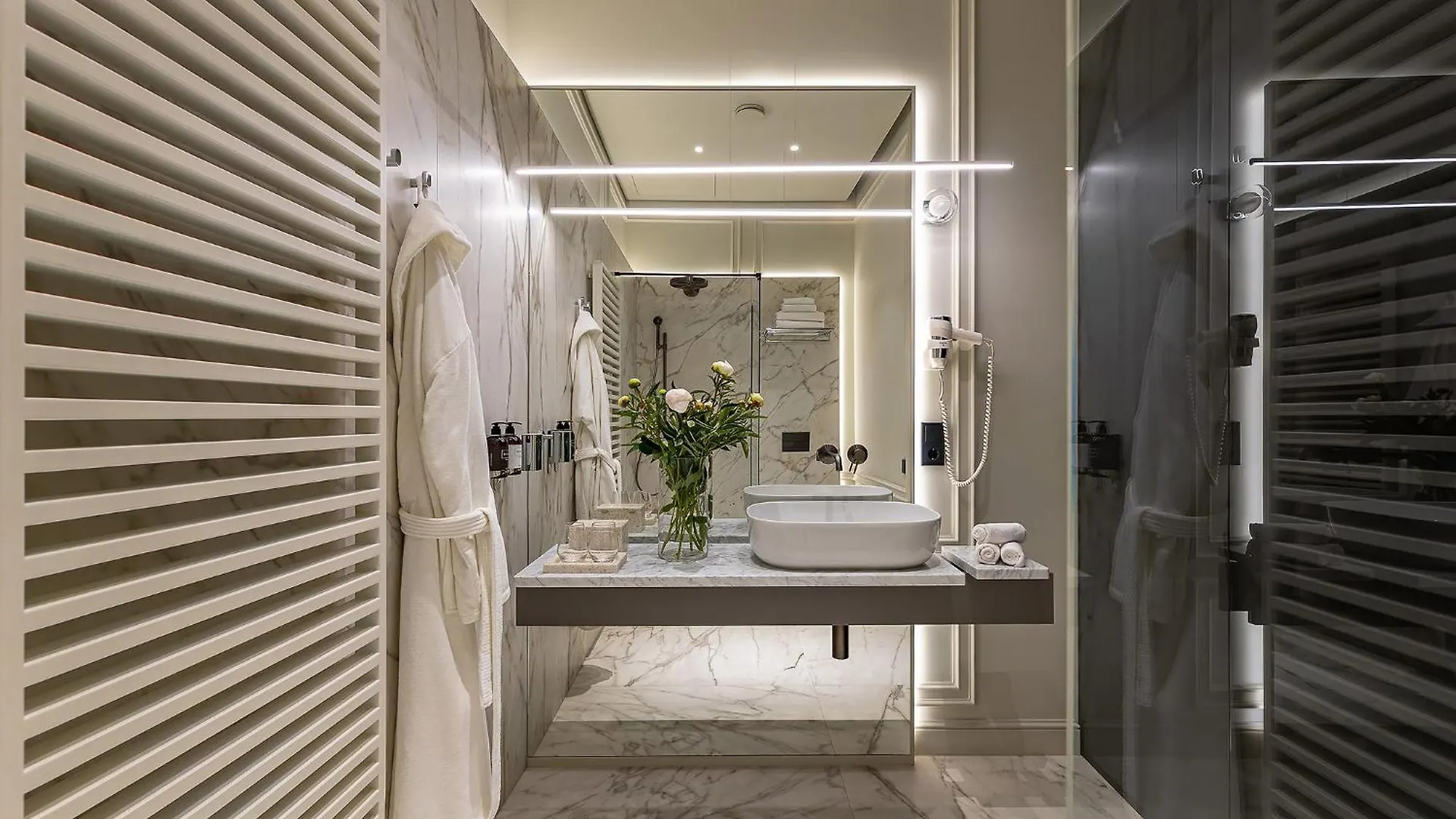 Lubich Concept Hotel إلفيف