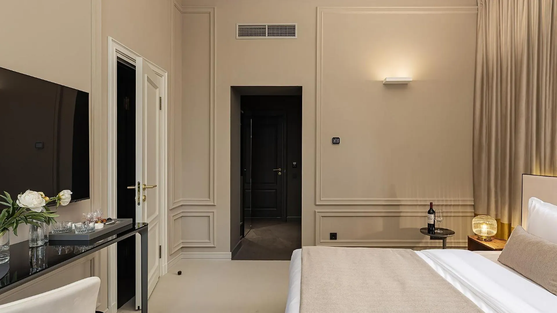 Lubich Concept Hotel Lviv 0*,